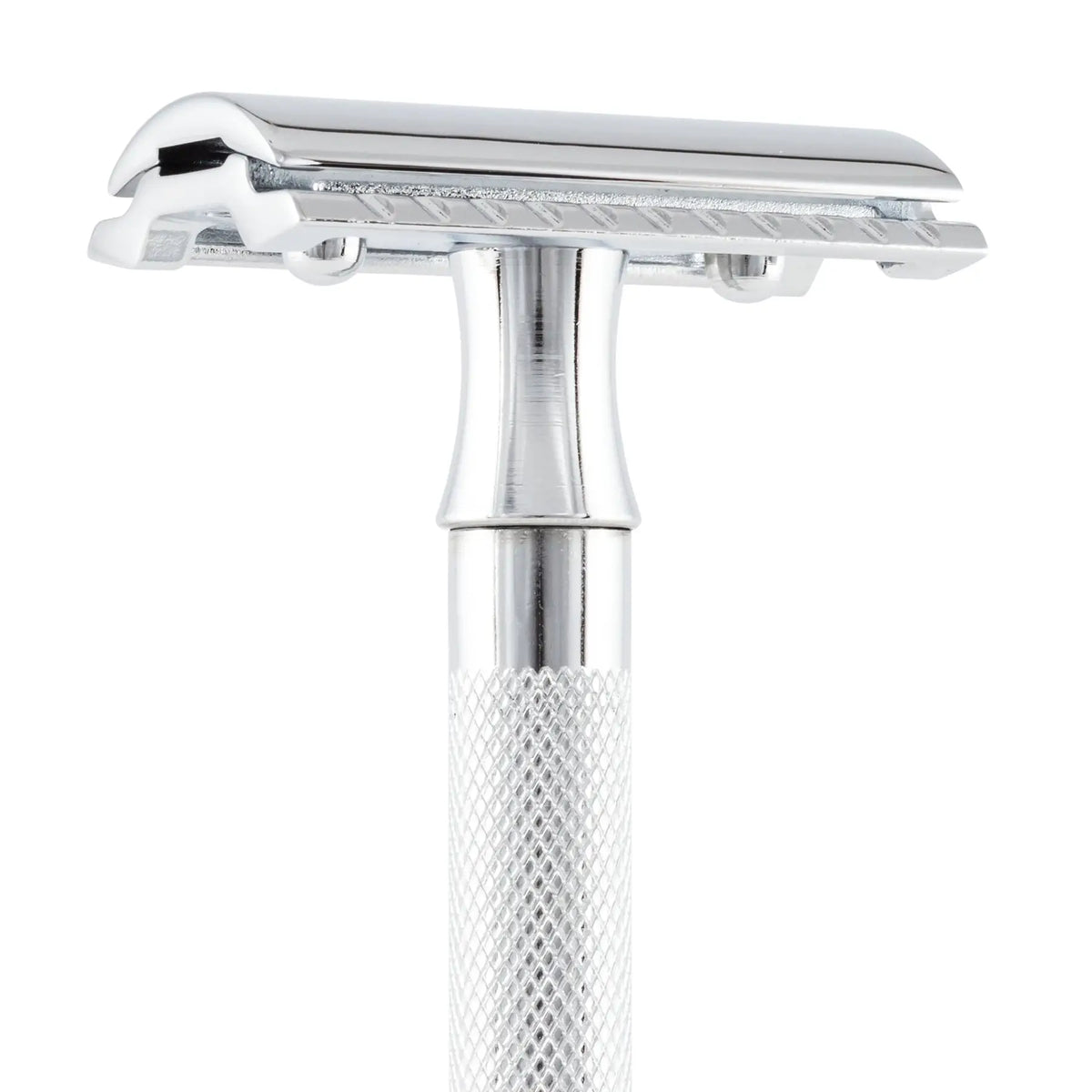 Merkur 23C Safety Razor - 3-Piece DE Razor with Closed Comb, Knurled Extra Long Handle in Chrome - Shopthatapp.ca