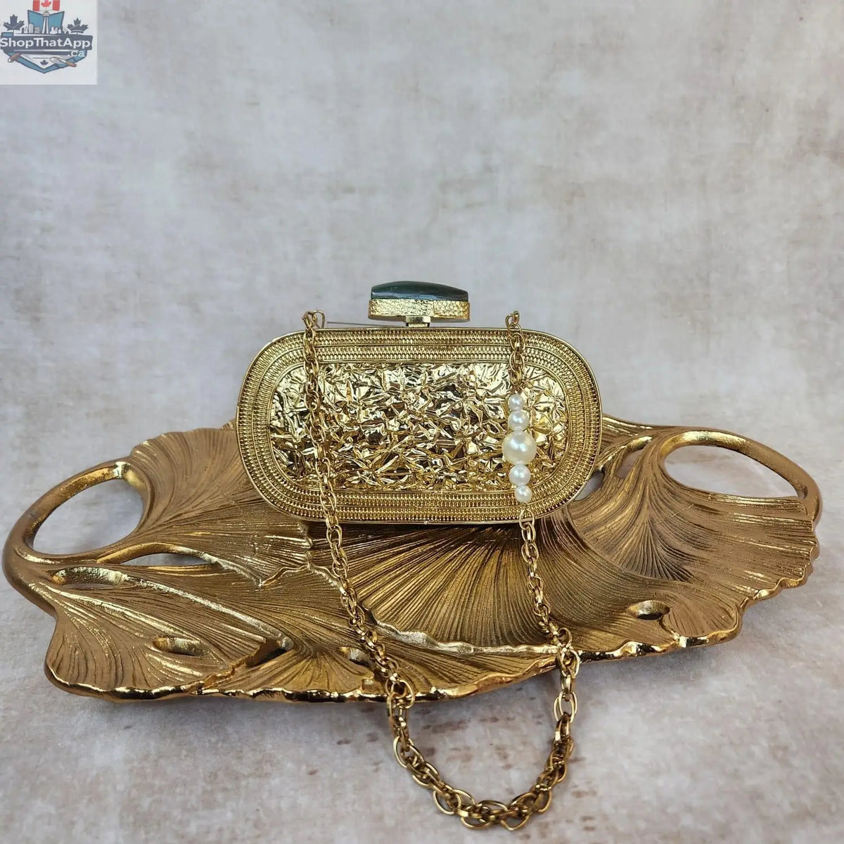Elegant Pearl Clutch Bag: Elevate Your Style with Timeless Luxury - Shopthatapp.ca