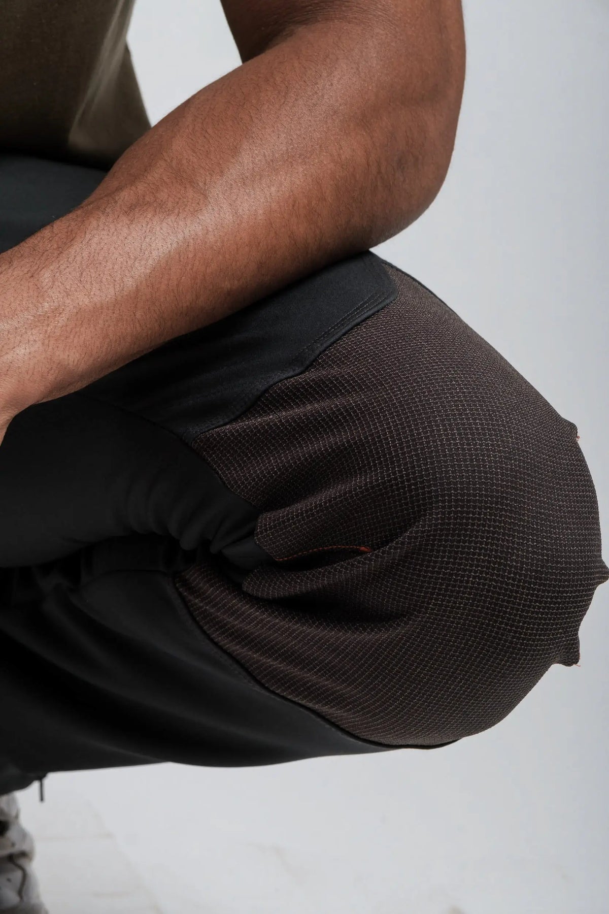 Men's Water Resistant Adventure Pants for Outdoor Activities - Shopthatapp.ca