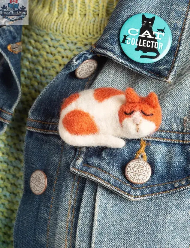 Hawthorn Handmade Cat Brooch Felting Kit by Art Noise, needlecraft kit with felting supplies for creating a cute cat brooch.