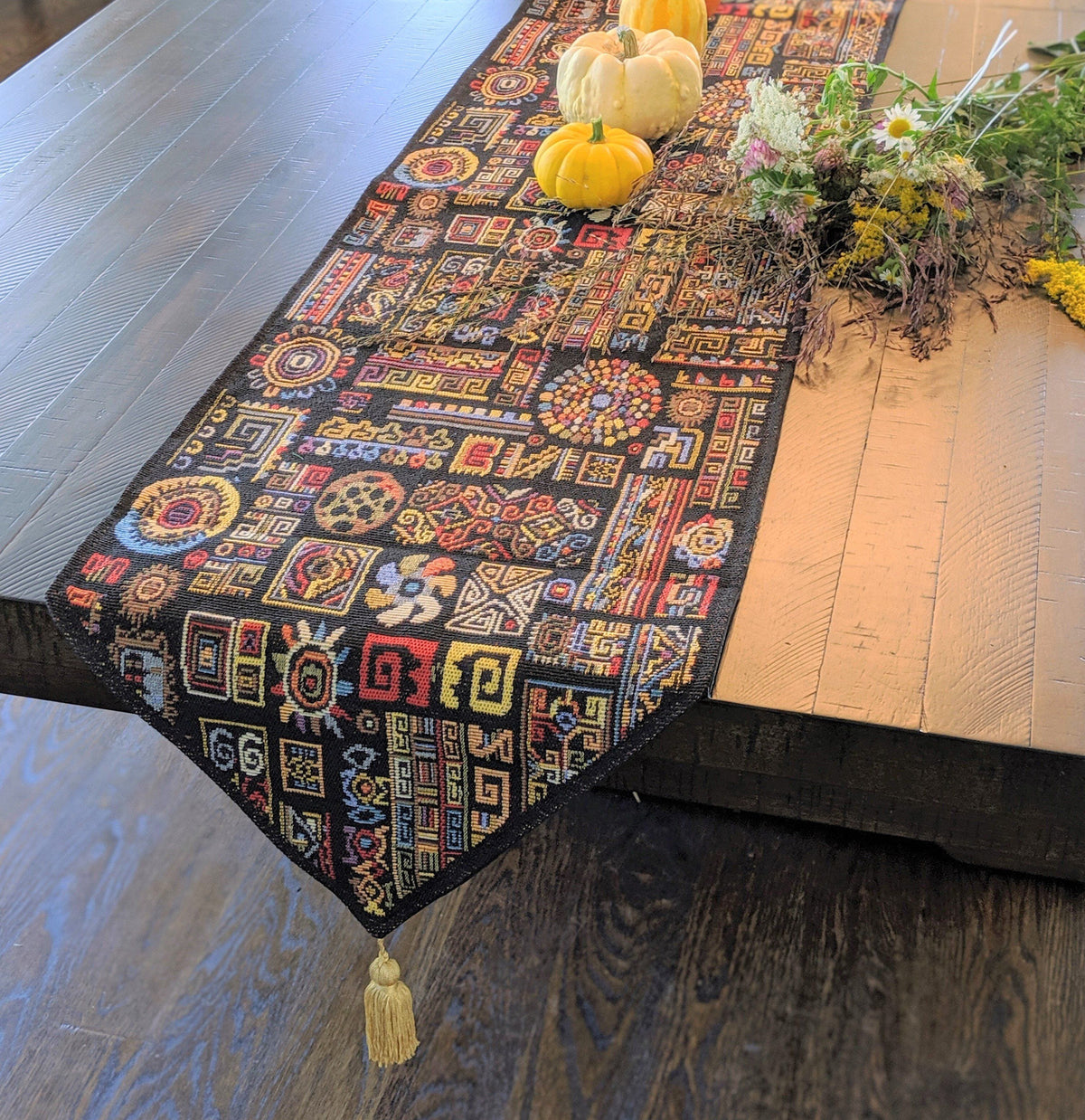 DaDa Bedding Ethnic Ornaments Geometric Black Elegant Woven Tapestry Dining Table Runner (18118)--www.Shopthatapp.ca-DaDalogy Bedding Collection