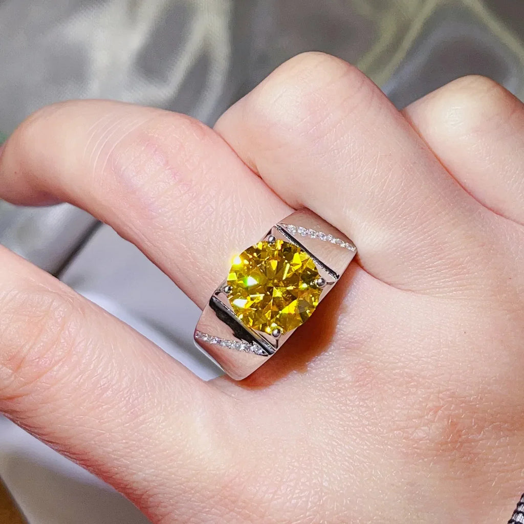 5 Carat Moissanite Ring in 925 Sterling Silver - Shopthatapp.ca