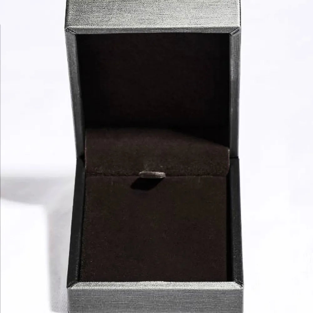 925 Sterling Silver Moissanite Ring for Stunning Elegance - Shopthatapp.ca
