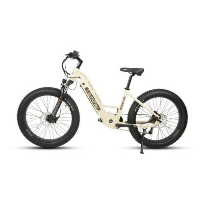Electric bicycle FAT-HD 2.0 Hunter X7 by E-Vélo EUNORAU QUEBEC with rugged tires and sleek frame for high-performance gaming and versatile riding.