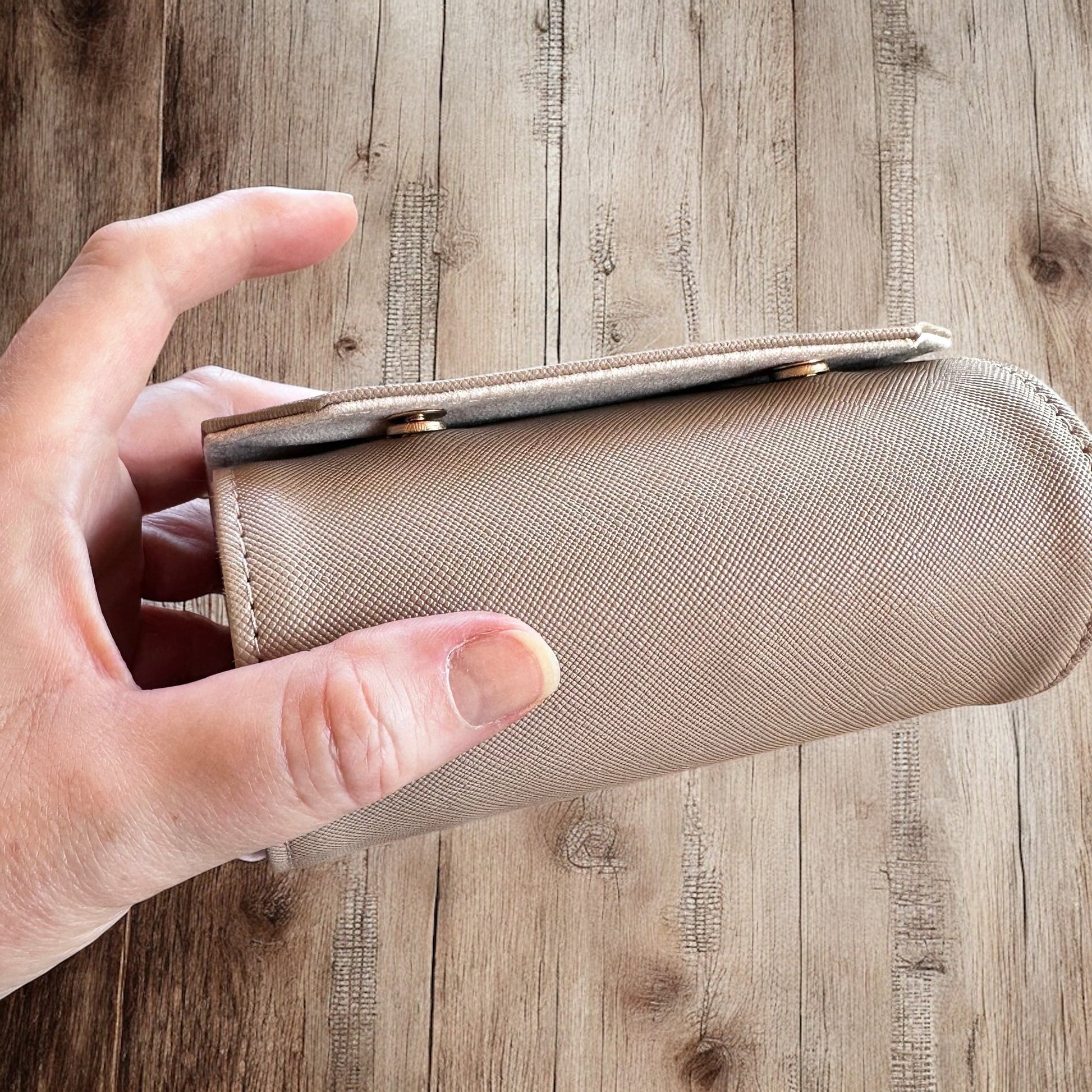 Travel Jewellery Case - Ultimate Organizer for Your Precious Accessories - Shopthatapp.ca