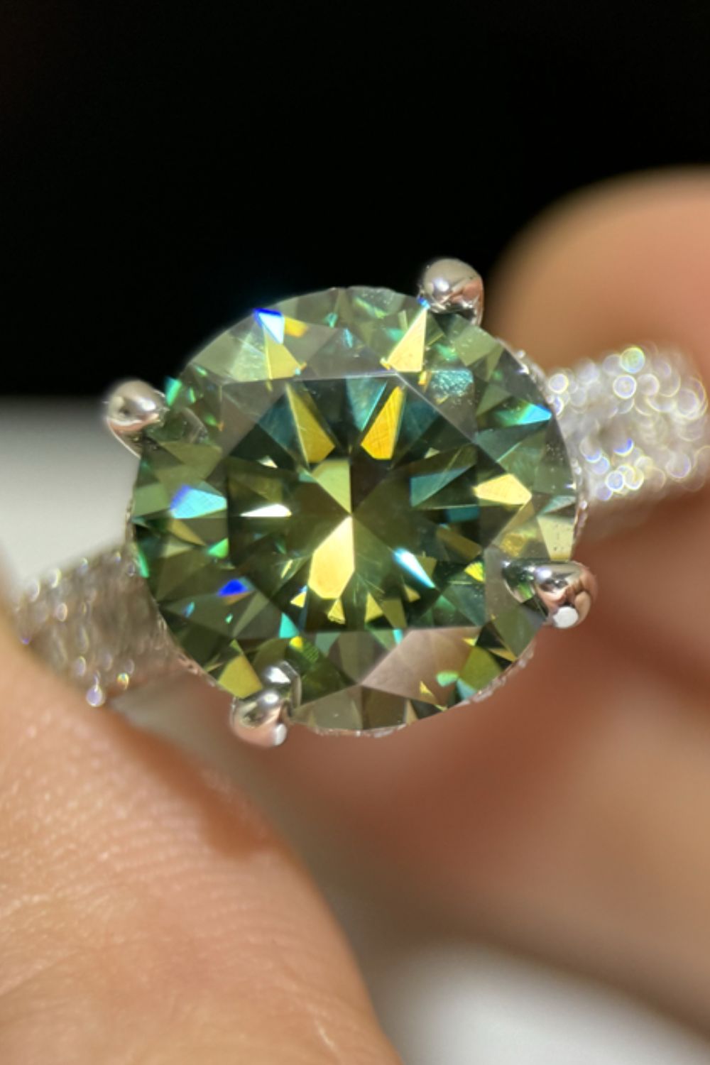 5 Carat Moissanite Ring in 925 Sterling Silver - Shopthatapp.ca