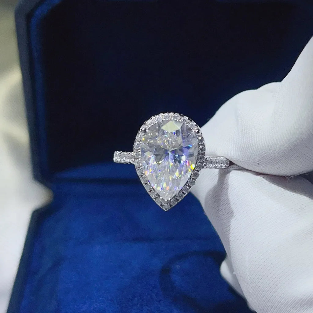 2 Carat Moissanite Ring in 925 Sterling Silver - Shopthatapp.ca