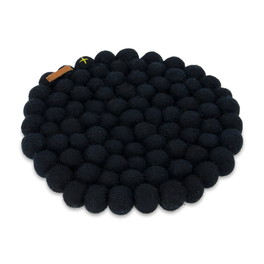 Black Felt Ball Trivet – Hand-Felted New Zealand Wool, 20 cm Round