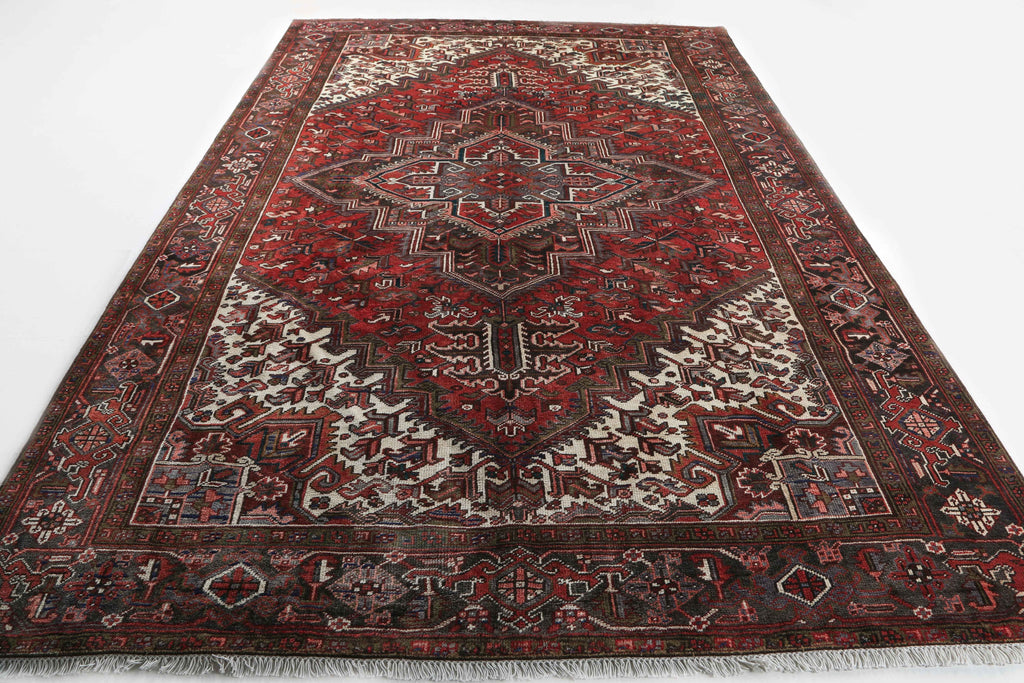 Persian Heriz Rug | 7' 5" x 10' 10"