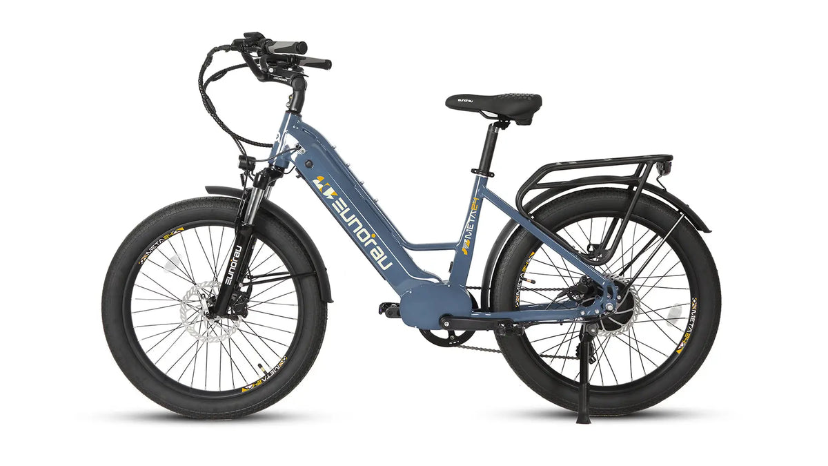 E-Vélo EUNORAU QUEBEC META24 1.0 electric bicycle with sleek frame and ergonomic design for urban commuting.