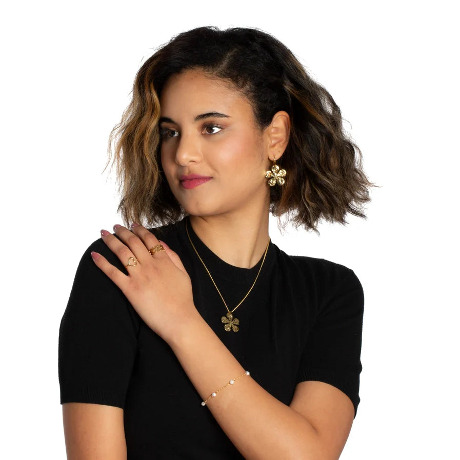 Hammered Flower Earrings Gold Plate - Elegant Statement Jewelry - Shopthatapp.ca