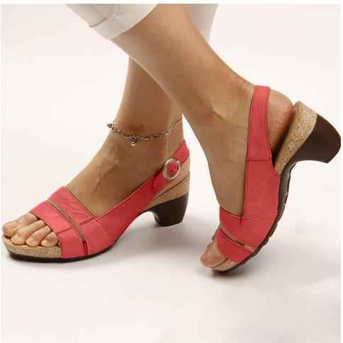 New Thick Soled One Piece Heel Women's Shoes Summer Thick Heel Platform Sandals
