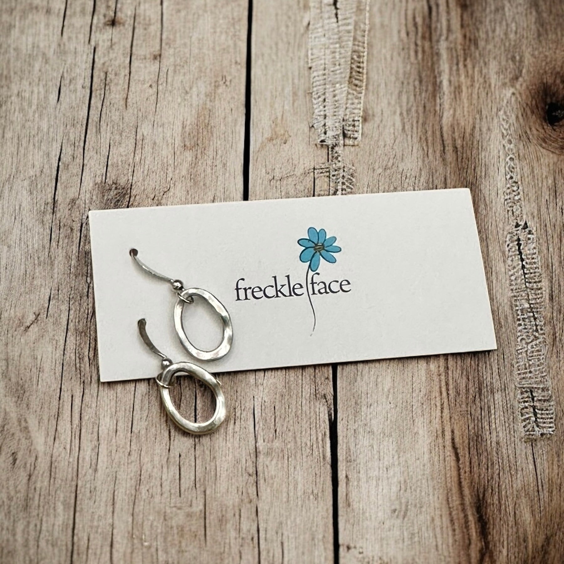 Wavy Hoop Drop Earrings – Matte Silver Asymmetrical Hoops, Hypoallergenic - Shopthatapp.ca