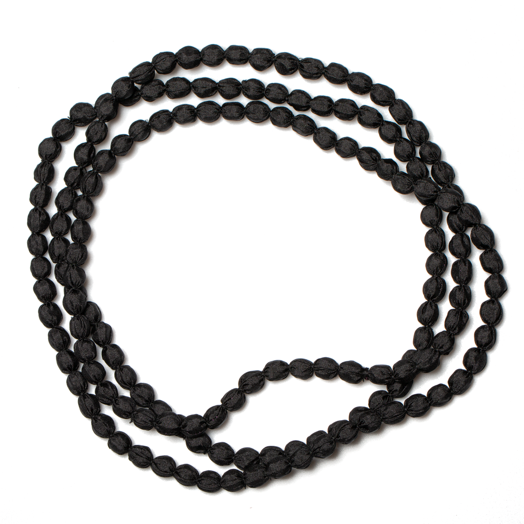 Extra Long Fabric Ball Necklace - Shopthatapp.ca