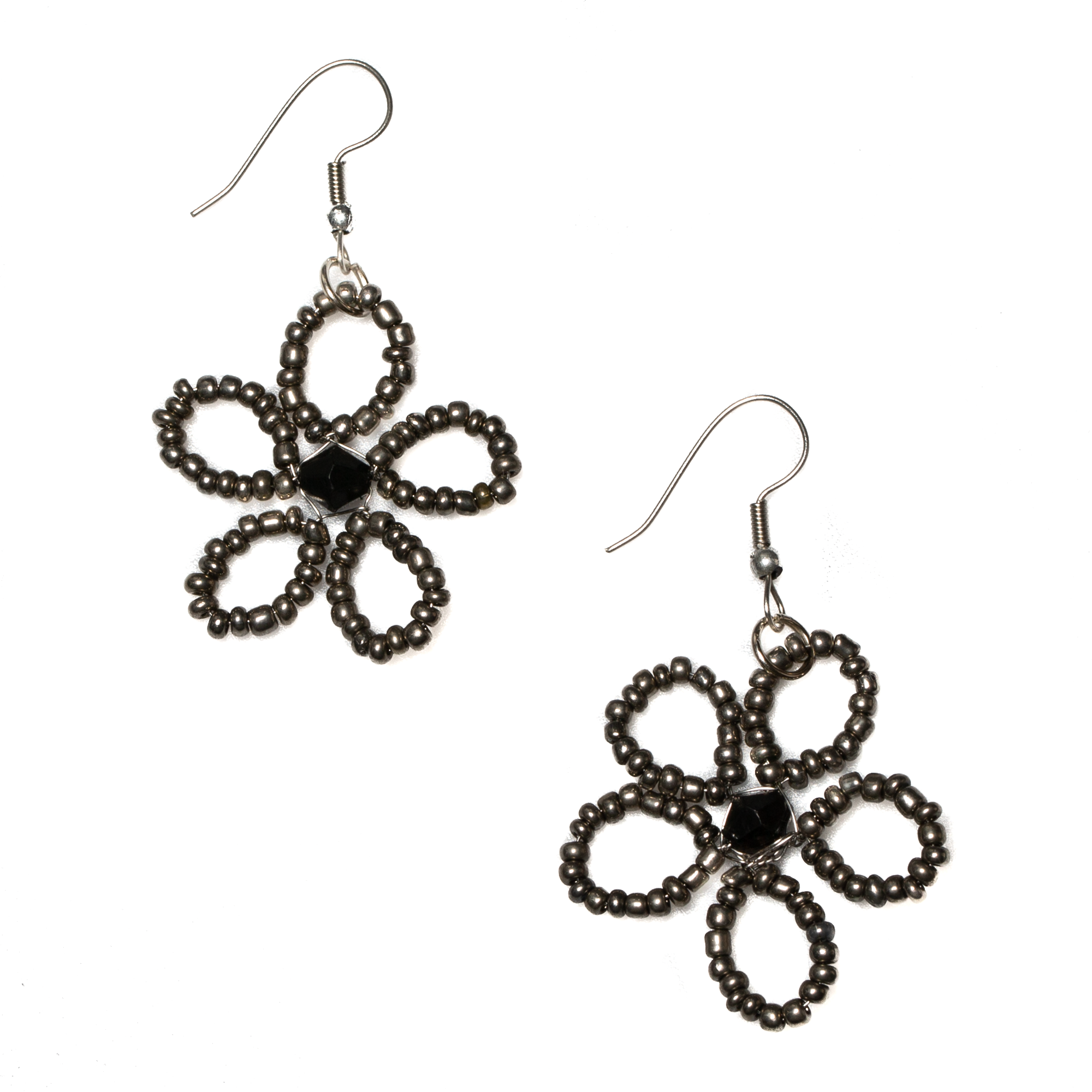Beaded Flower Earrings - Shopthatapp.ca