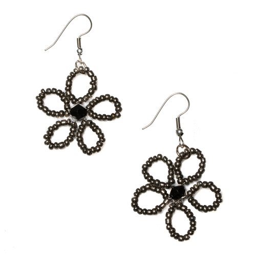 Beaded Flower Earrings - Shopthatapp.ca