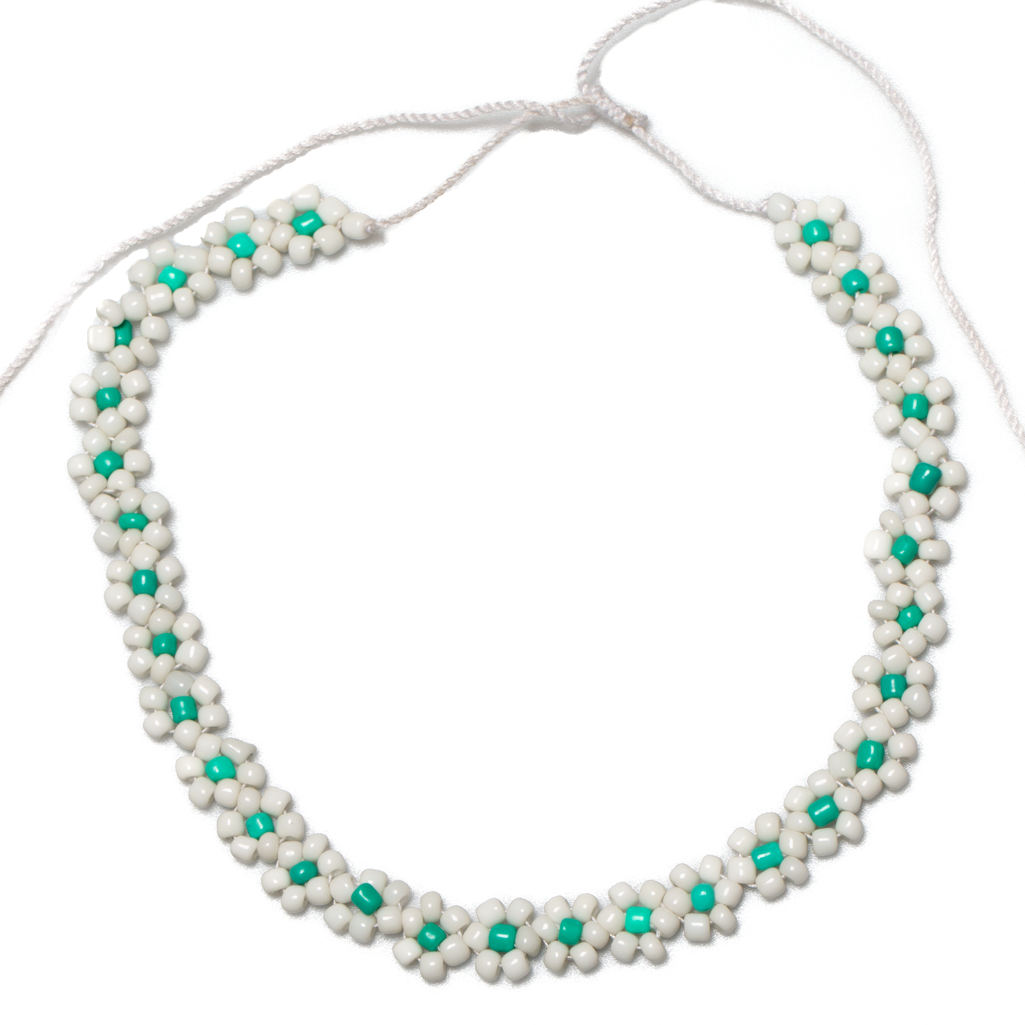 Short Daisy Necklace - Shopthatapp.ca