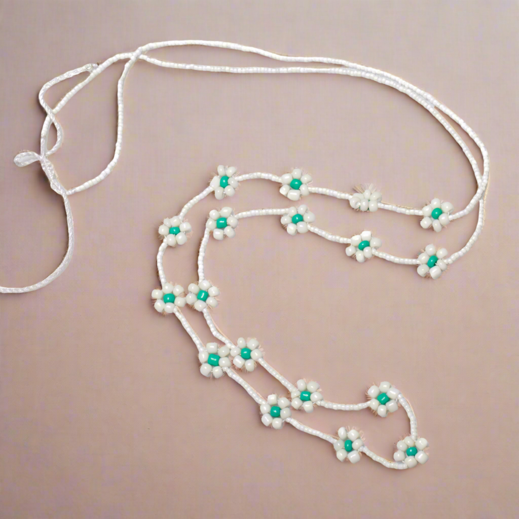 Long Daisy Necklace - Shopthatapp.ca