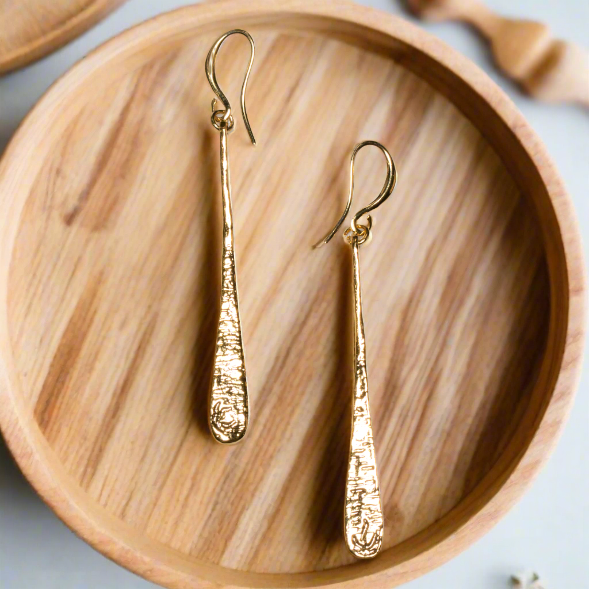 Beaten Tear Drop Earrings Gold Plate - Elegant Gold Jewelry - Shopthatapp.ca