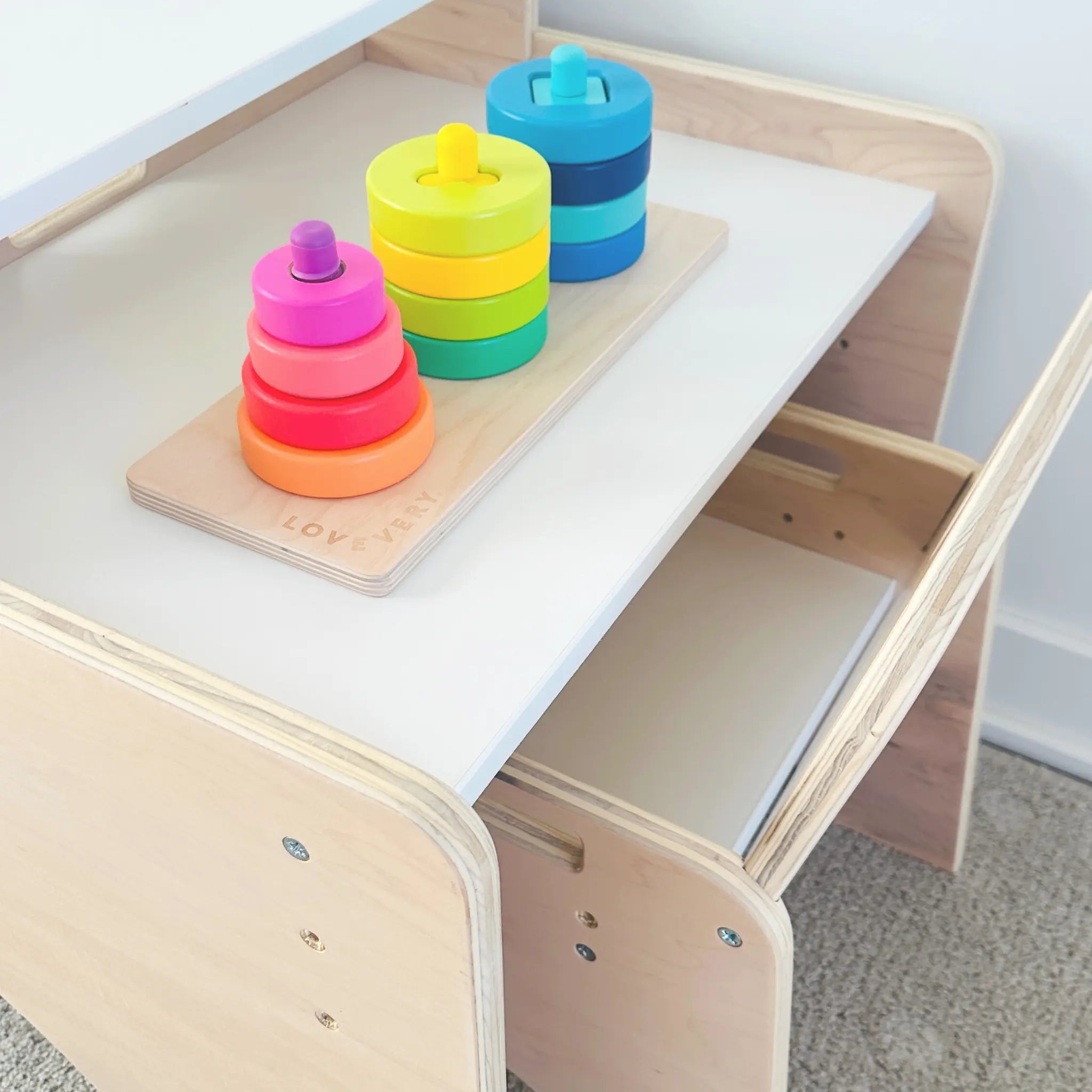 PAPAYA DOUBLE Montessori Table and Chair Set - Adjustable for Two - Shopthatapp.ca