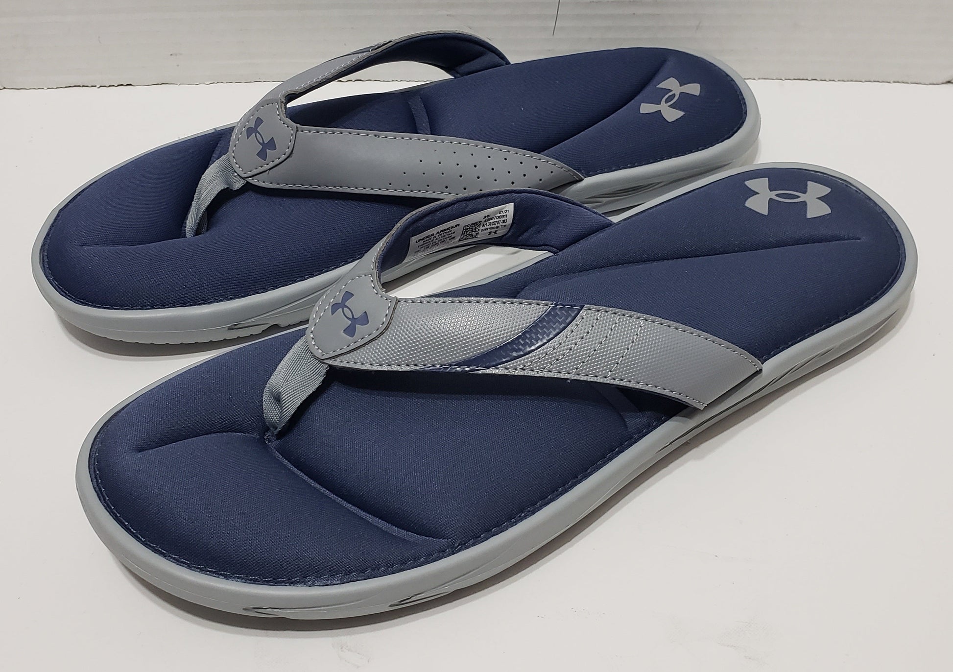 Under Armour Ignite III Flip Flops - Men's Size 14 for Ultimate Comfort and Style - Shopthatapp.ca
