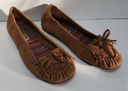 American Eagle Moccasin Flats for Women Size 8 - Comfortable and Stylish for Every Occasion - Shopthatapp.ca