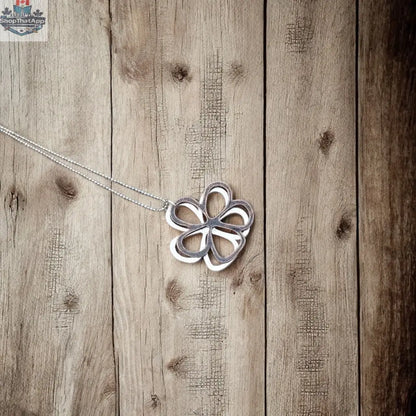 Flower Pendant Necklace with Travel Jewellery Case - Shopthatapp.ca