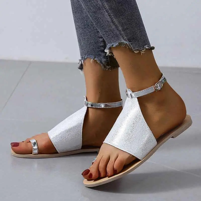 AURABAGS SHOP mid buckle beach shoes with adjustable straps and open toe design, ideal for beach or casual summer wear.