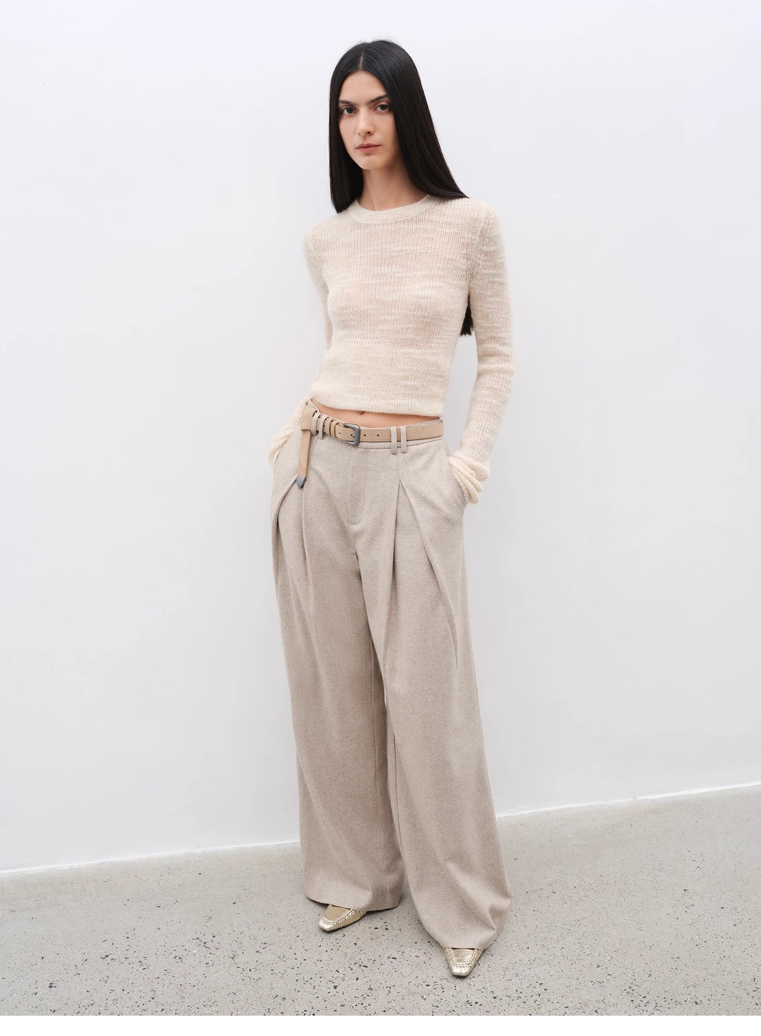 City Stroll Wool-Blend Wide-Leg Trousers for a Relaxed Autumn Look - Shopthatapp.ca