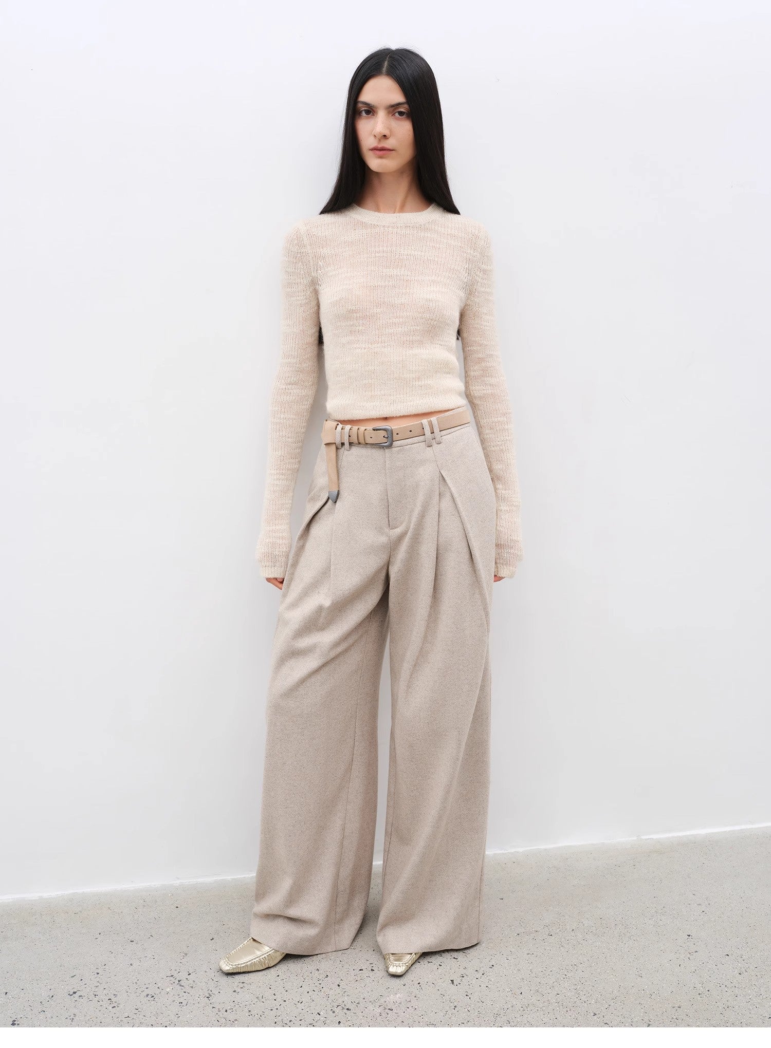 City Stroll Wool-Blend Wide-Leg Trousers for a Relaxed Autumn Look - Shopthatapp.ca