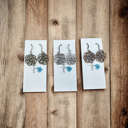 Rose Flower Earrings - Shopthatapp.ca
