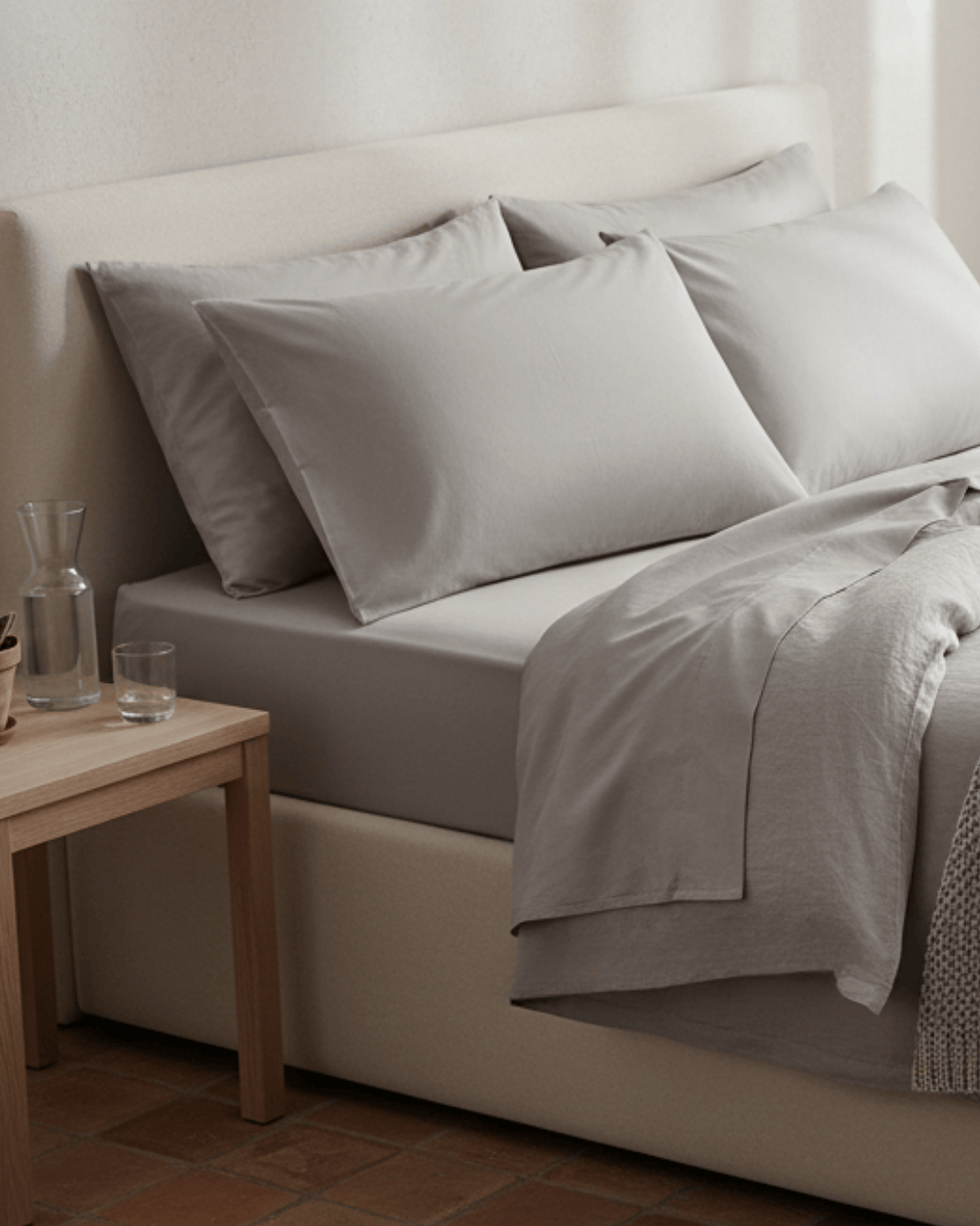 Refined Sateen Fitted Sheet - Luxurious Comfort for Your Bed - Shopthatapp.ca