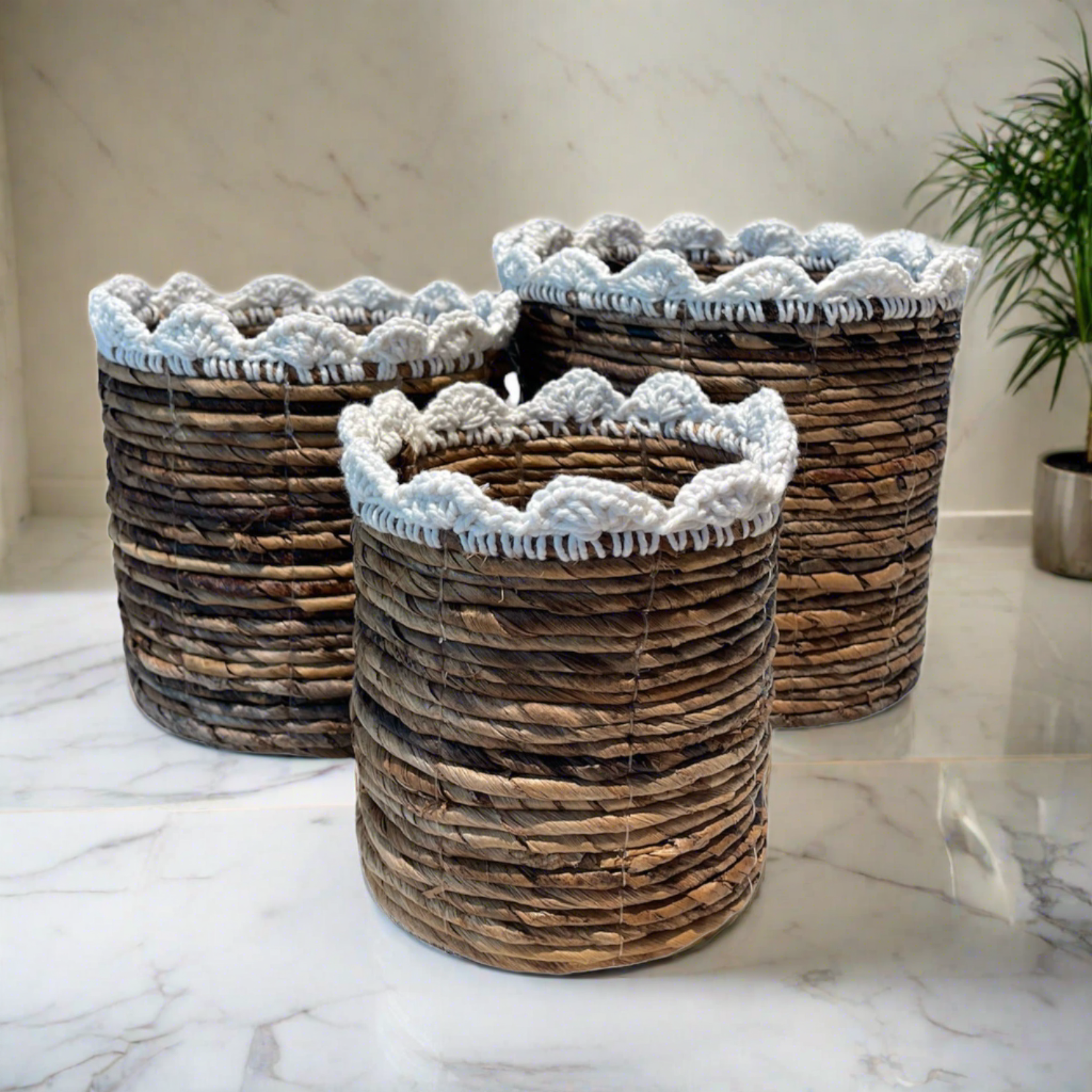 Banana Leaf Macrame Planter Basket for Stylish Home Decor - Shopthatapp.ca