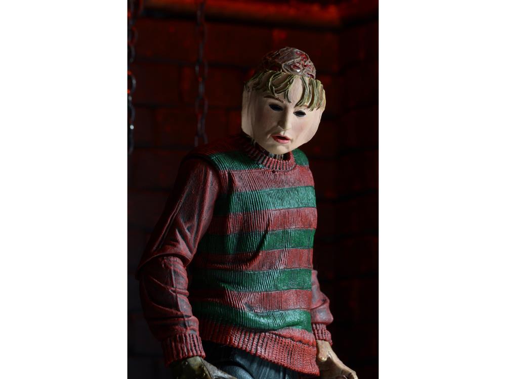 A Nightmare On Elm Street Ultimate Freddy Krueger - Www.Shopthatapp.ca