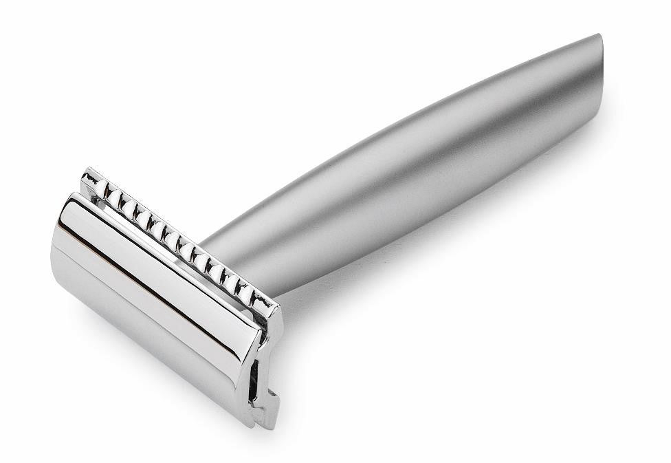 Merkur 3-Piece Safety Razor with Closed Comb and Heavy Smooth Matt Handle in Chrome