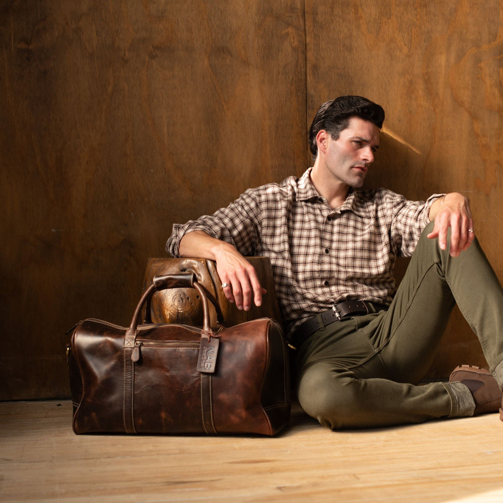 The Wayfarer Bag - Brown Classic Full-Grain Leather Duffle Bag - Www.Shopthatapp.ca