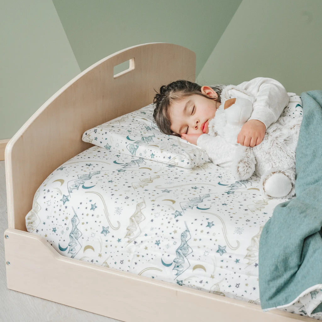 CHERRY TWIN Montessori Floor Bed with Shelves for Growing Kids - Shopthatapp.ca