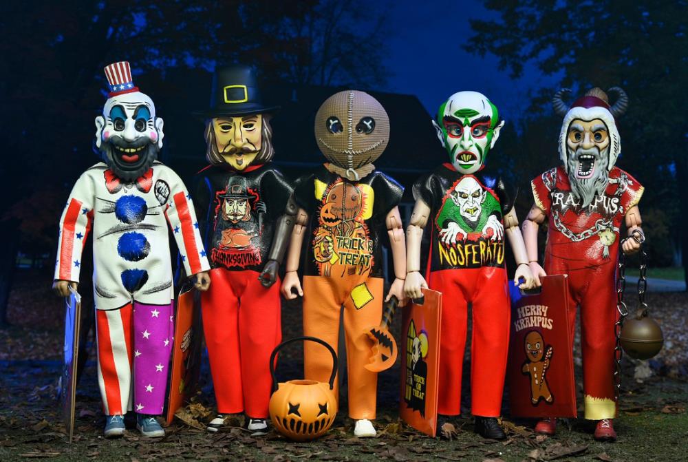 Ben Cooper - 6" Clothed Figure - Costume Series 4 Assortment - 5 Figures (Sub-Par Packaging) - Www.Shopthatapp.ca
