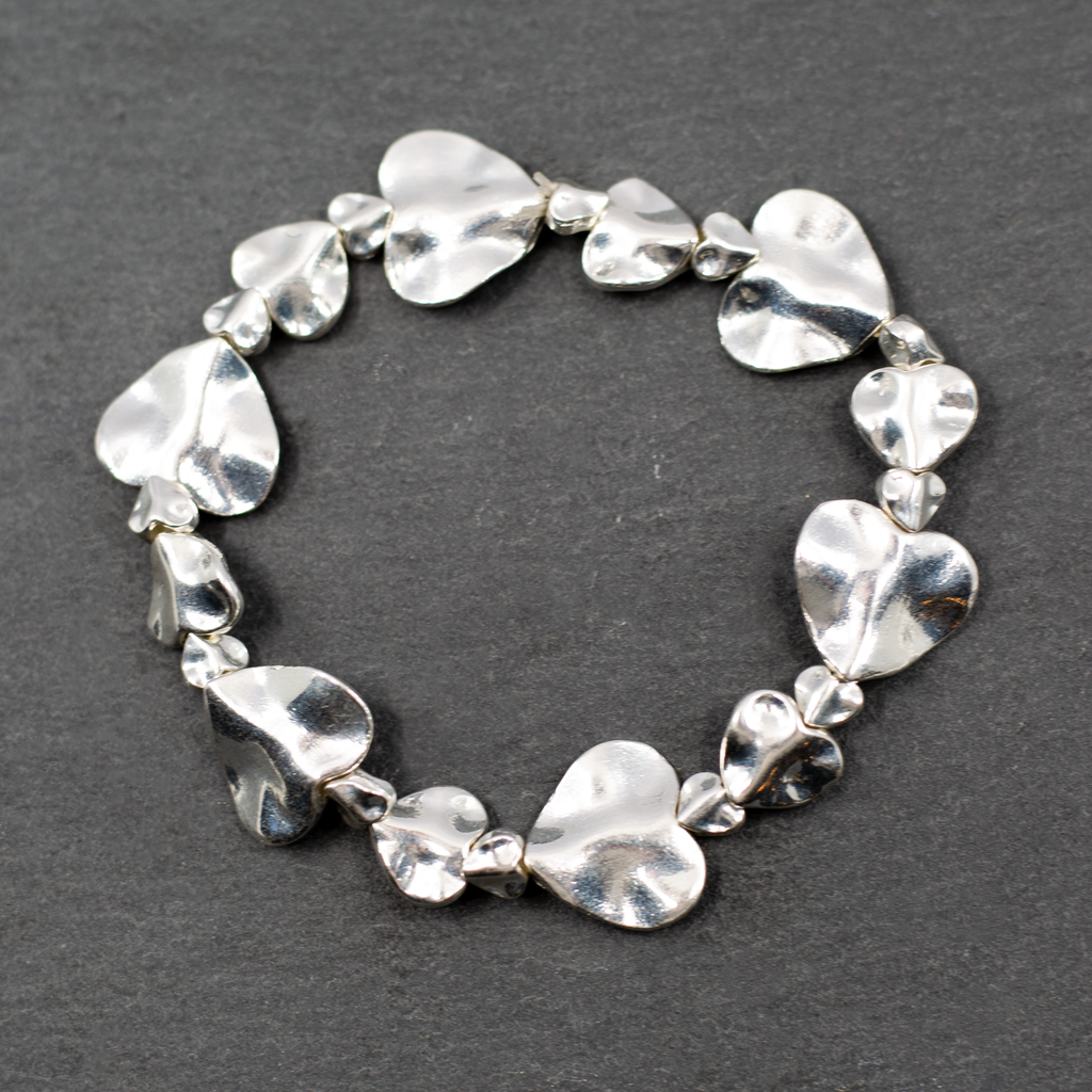 Beaten Heart Bracelet in Silver Plate - Shopthatapp.ca