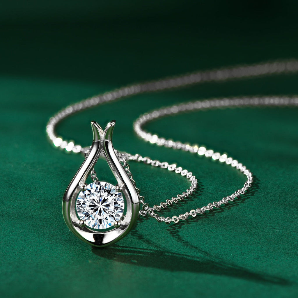 2 Carat Moissanite Necklace in 925 Sterling Silver Pendant - Shopthatapp.ca