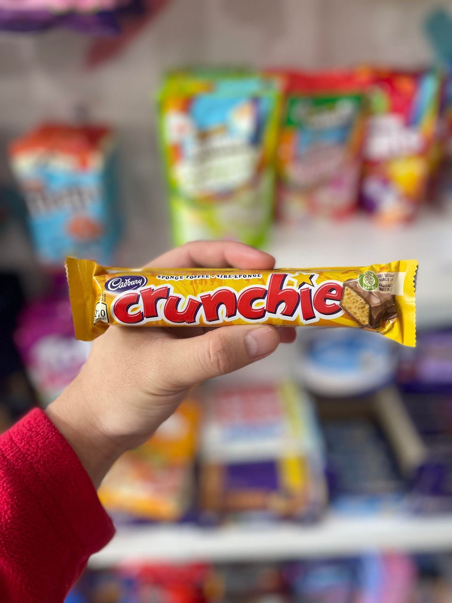 CADBURY - CRUNCHIE (CANADA) - 44g - Www.Shopthatapp.ca