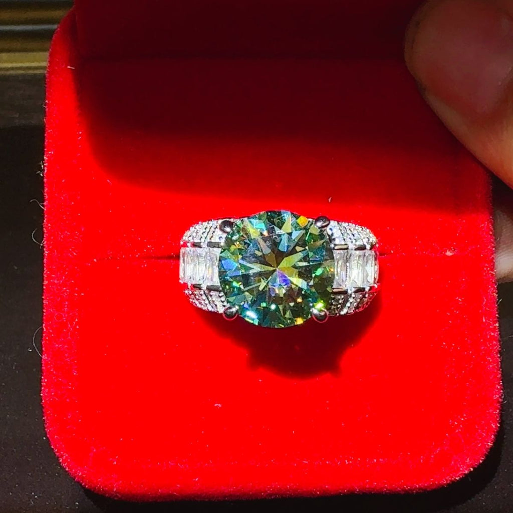 5 Carat Moissanite Ring in 925 Sterling Silver - Shopthatapp.ca