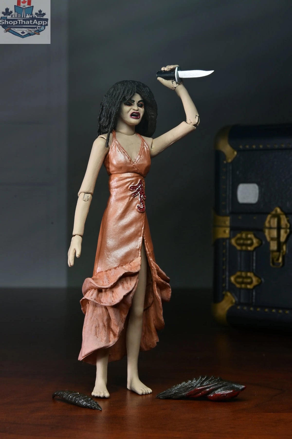 Toy Snowman Puppet Master 7-inch action figure set featuring Leech Woman and Toulon's puppet on a display stand.