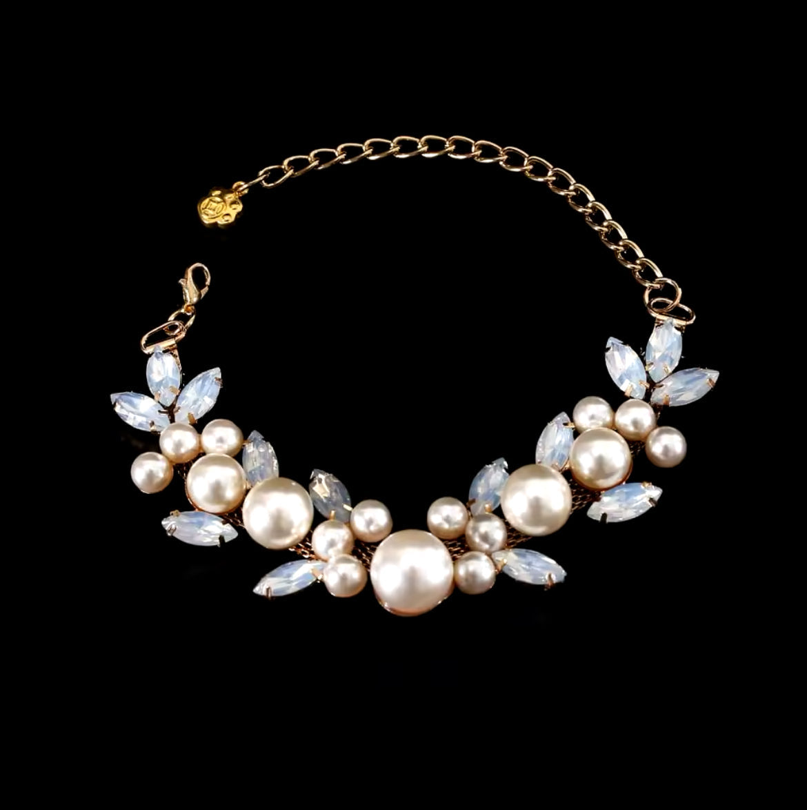 Queen of Pearls Necklace – Luxury Pearl Pet Necklace - Shopthatapp.ca