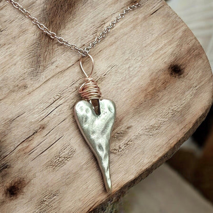 Wire Wrapped Heart Necklace - Shopthatapp.ca