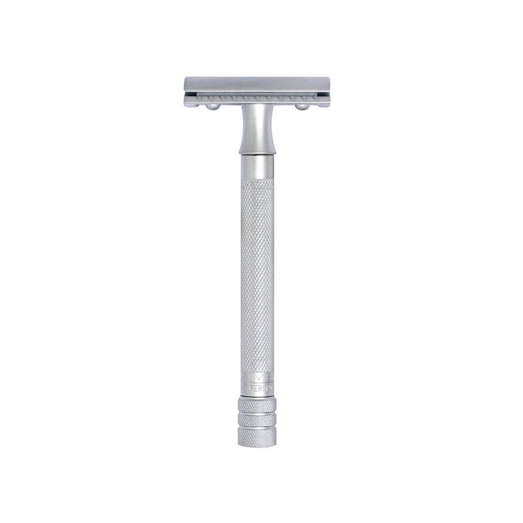 Merkur Safety Razor - 3-Piece DE with Closed Comb, Knurled Extra Long Handle in Matte Chrome