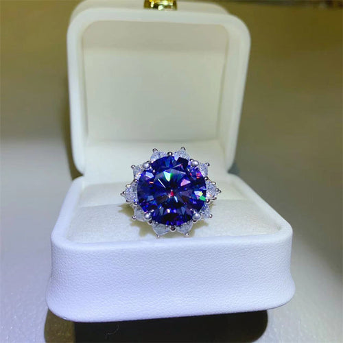 10 Carat Moissanite Ring in 925 Sterling Silver - Shopthatapp.ca