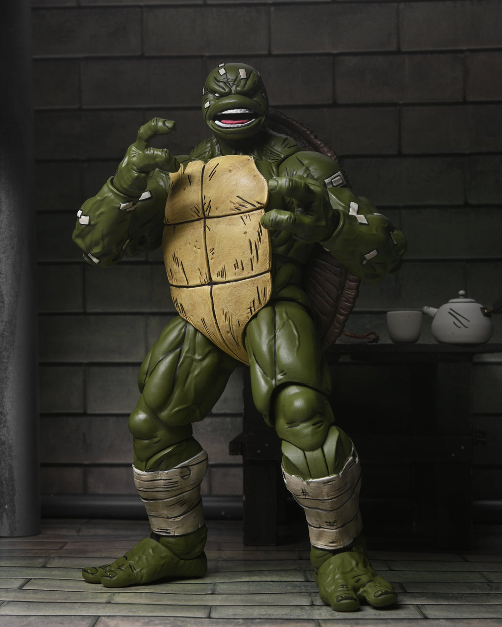 Teenage Mutant Ninja Turtles Battle Damaged Ronin - The Last Ronin - Www.Shopthatapp.ca