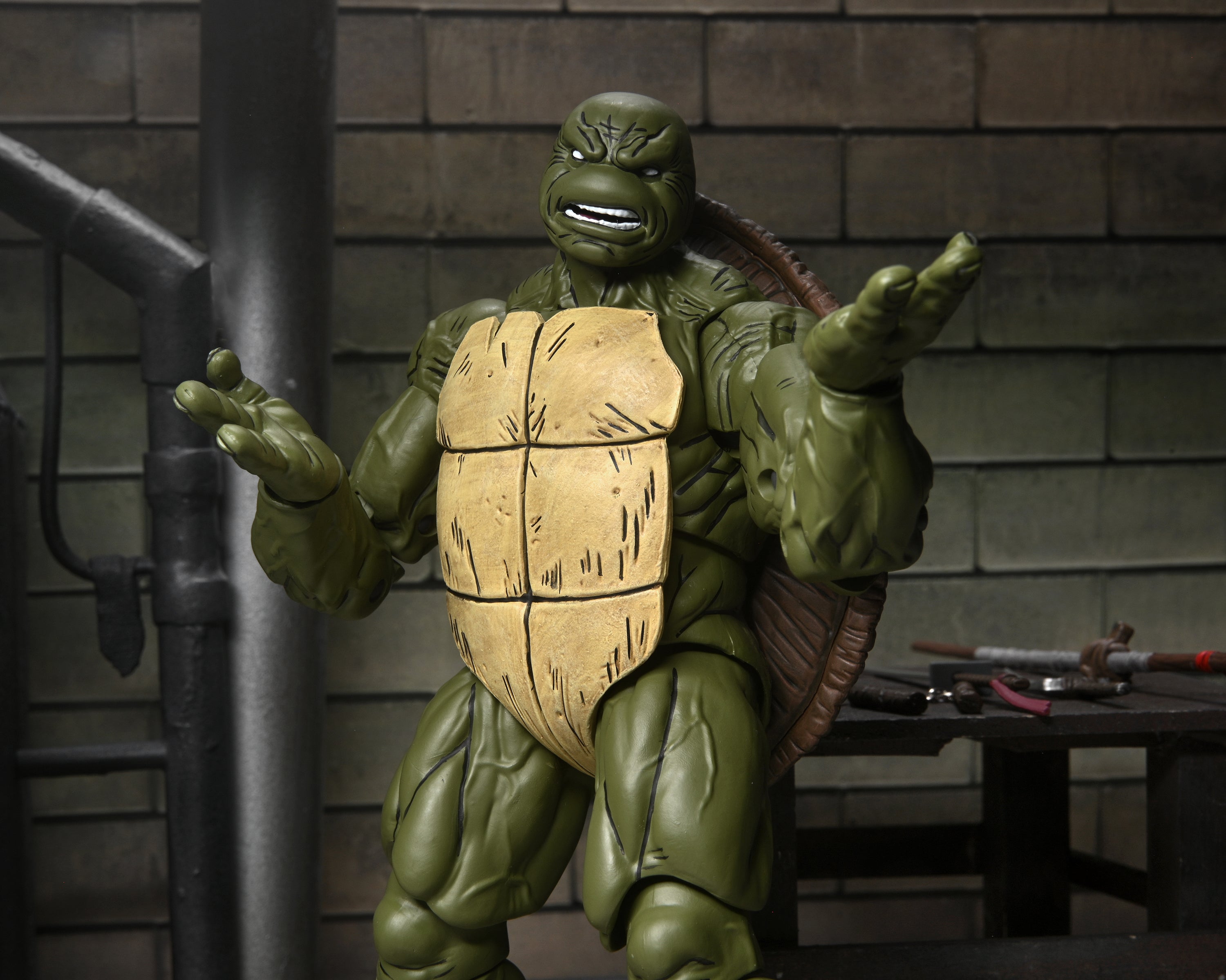 Teenage Mutant Ninja Turtles Battle Damaged Ronin - The Last Ronin - Www.Shopthatapp.ca