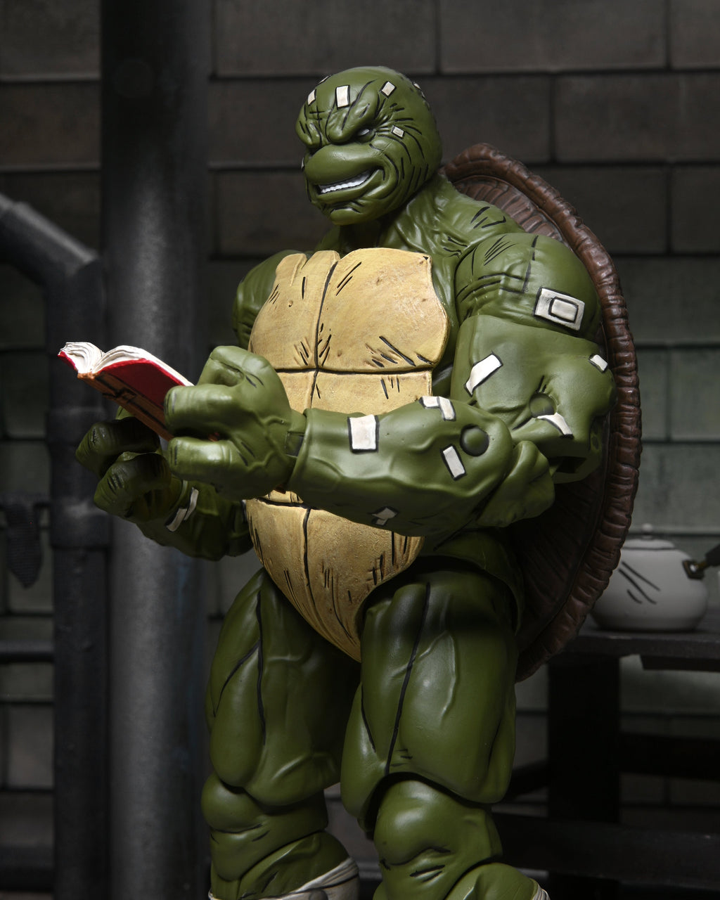 Teenage Mutant Ninja Turtles Battle Damaged Ronin - The Last Ronin - Www.Shopthatapp.ca